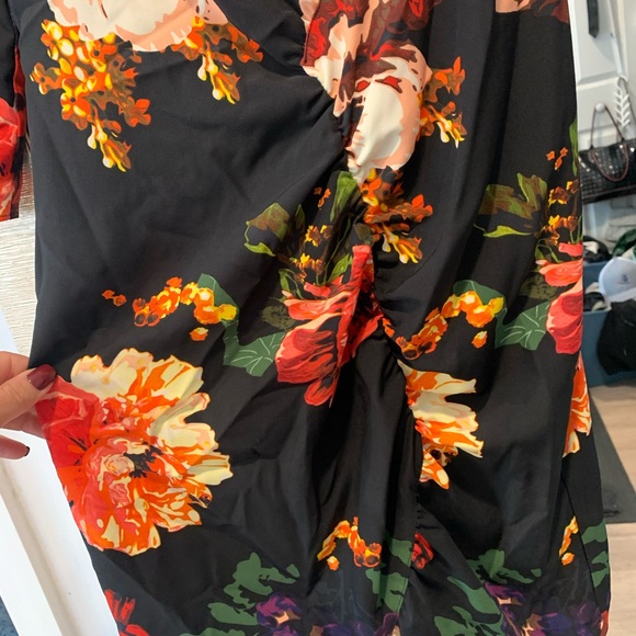 Floral Zara dress with shoulder pads - Picture 2 of 3
